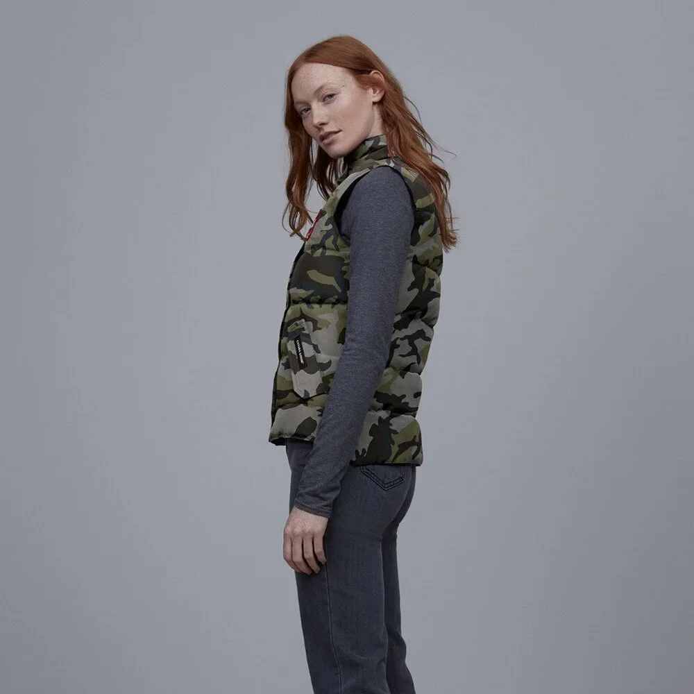 Canada Goose: Freestyle Vest Print Heritage in Classic Camo Coastal Grey - Picture 3 of 14